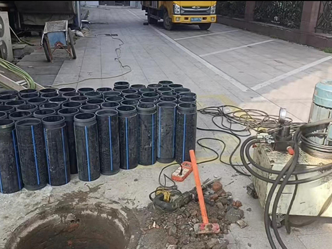 赣县PE置换管厂家 DN315置换管 非开挖管短管置换